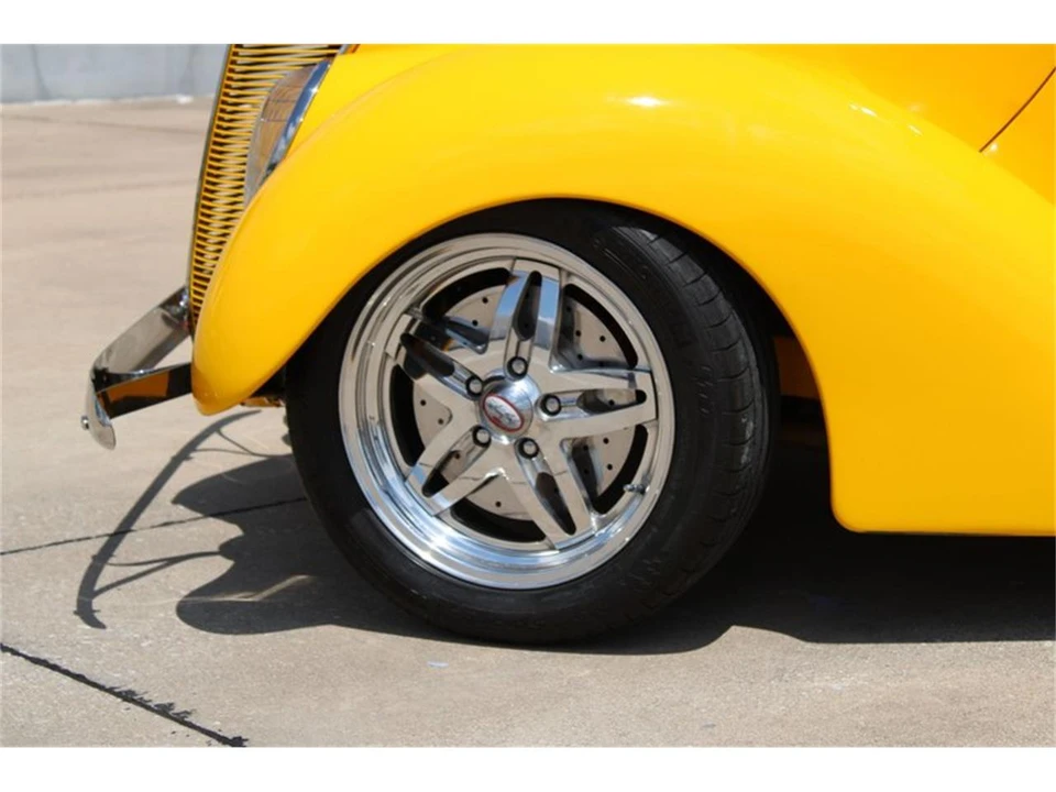 1937 Ford Standard & Deluxe & Super Deluxe - Image 28 of 31