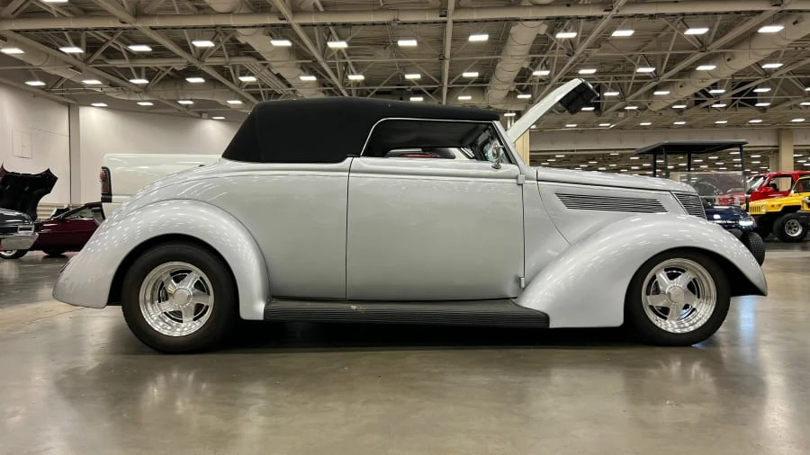 1937 Ford Hot Rod - Image 2 of 8