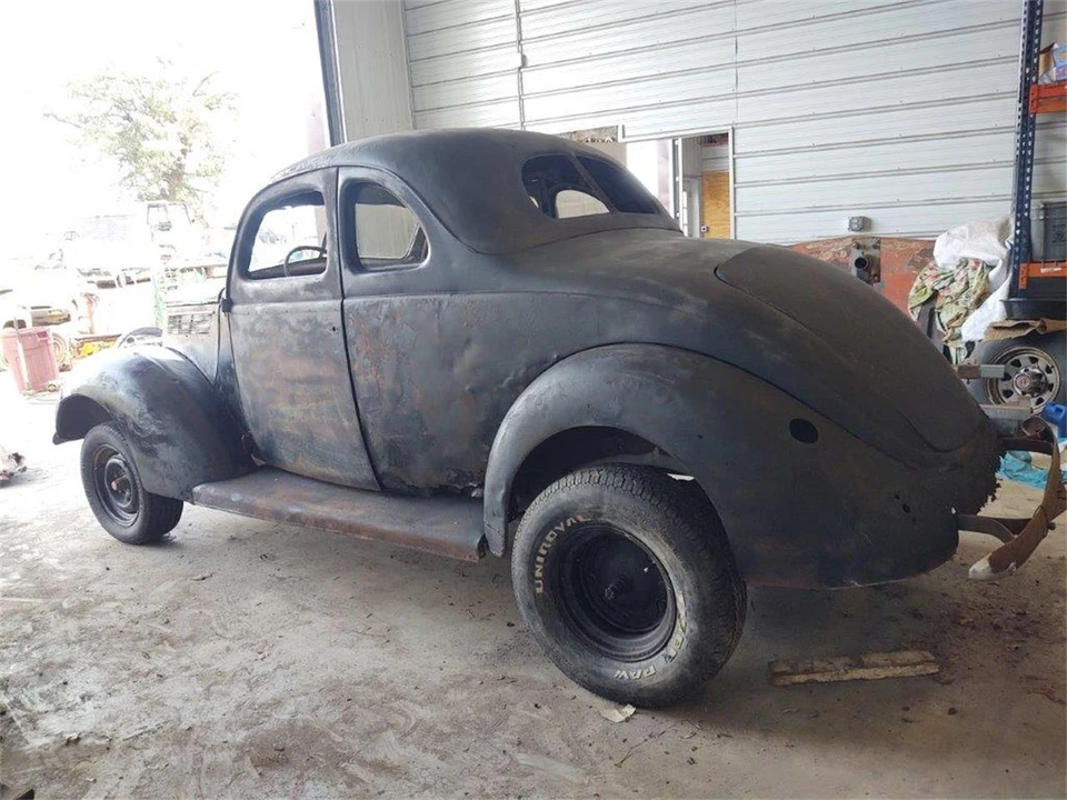 1937 Ford Standard & Deluxe & Super Deluxe - Image 4 of 17