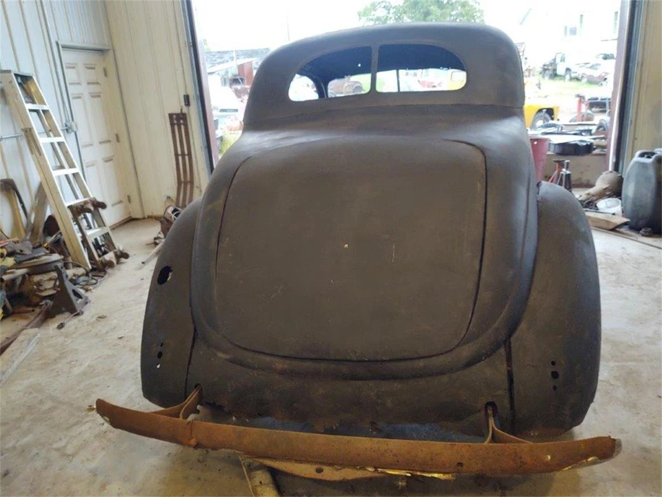 1937 Ford Standard & Deluxe & Super Deluxe - Image 6 of 17