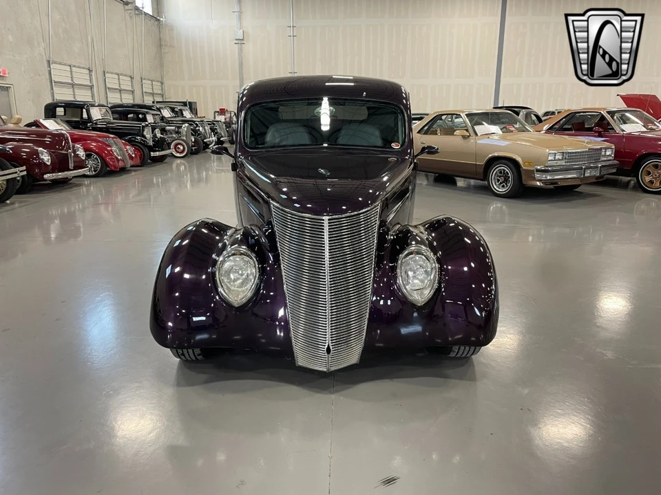 1937 Ford Standard & Deluxe & Super Deluxe - Image 3 of 12