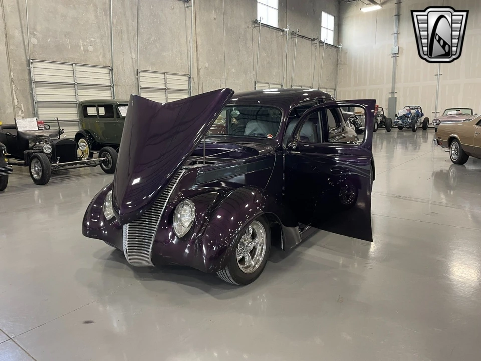 1937 Ford Standard & Deluxe & Super Deluxe - Image 10 of 12