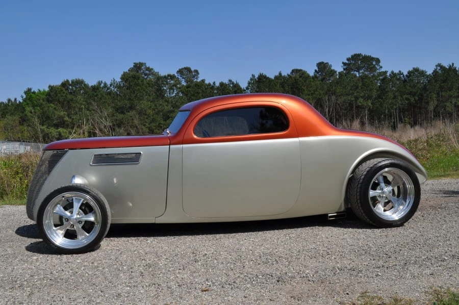 1937 Ford Standard & Deluxe & Super Deluxe - Image 2 of 11