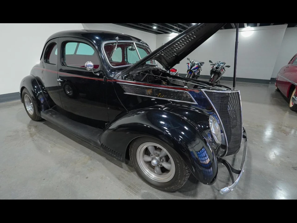 1937 Ford Standard & Deluxe & Super Deluxe - Image 5 of 31