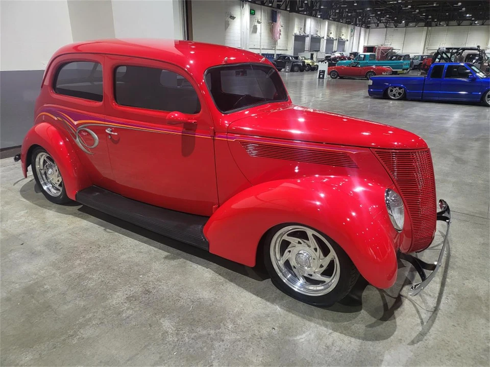 1937 Ford Standard & Deluxe & Super Deluxe - Image 4 of 22