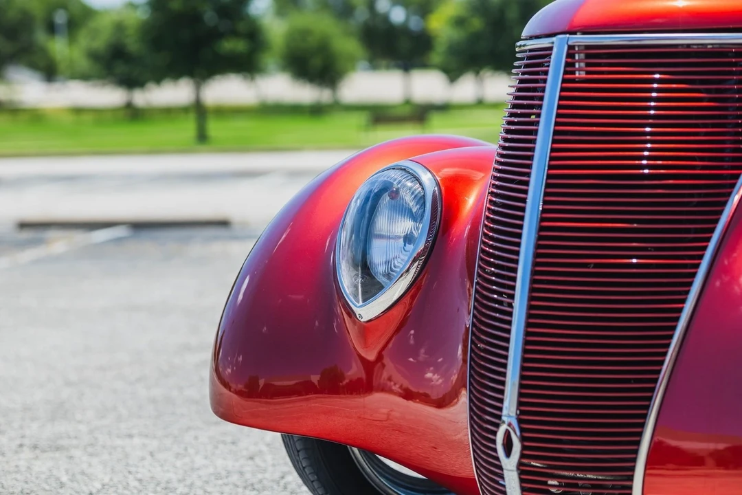 1937 Ford Standard & Deluxe & Super Deluxe - Image 4 of 12