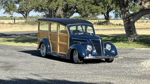 1937 Ford Custom Woody Wagon