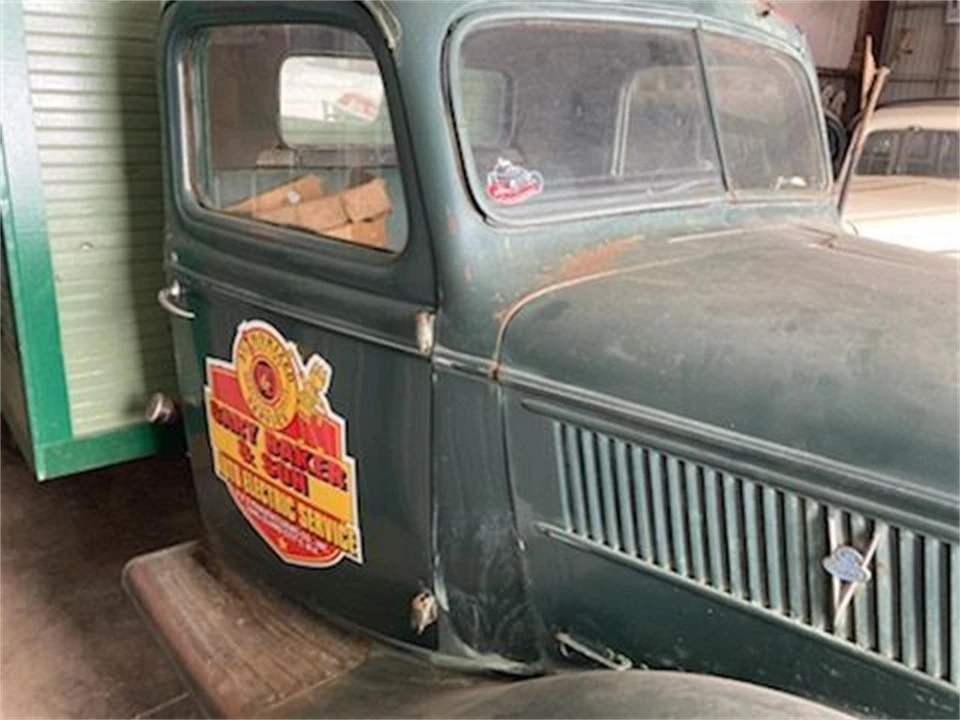 1937 Ford Standard & Deluxe & Super Deluxe - Image 6 of 7