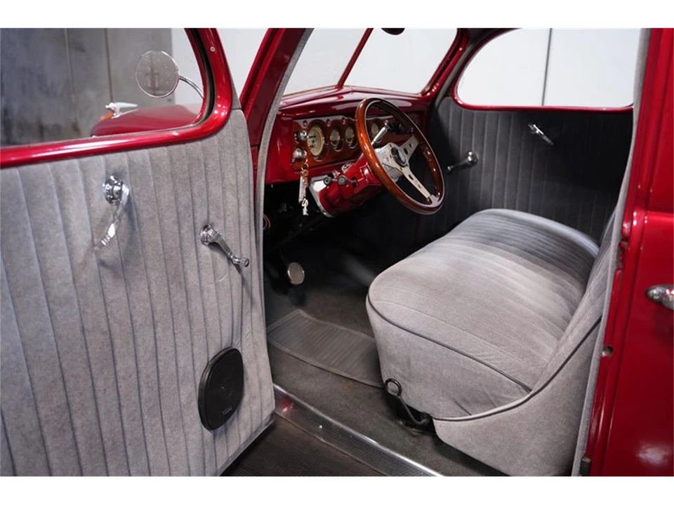 1937 Ford Standard & Deluxe & Super Deluxe - Image 4 of 31