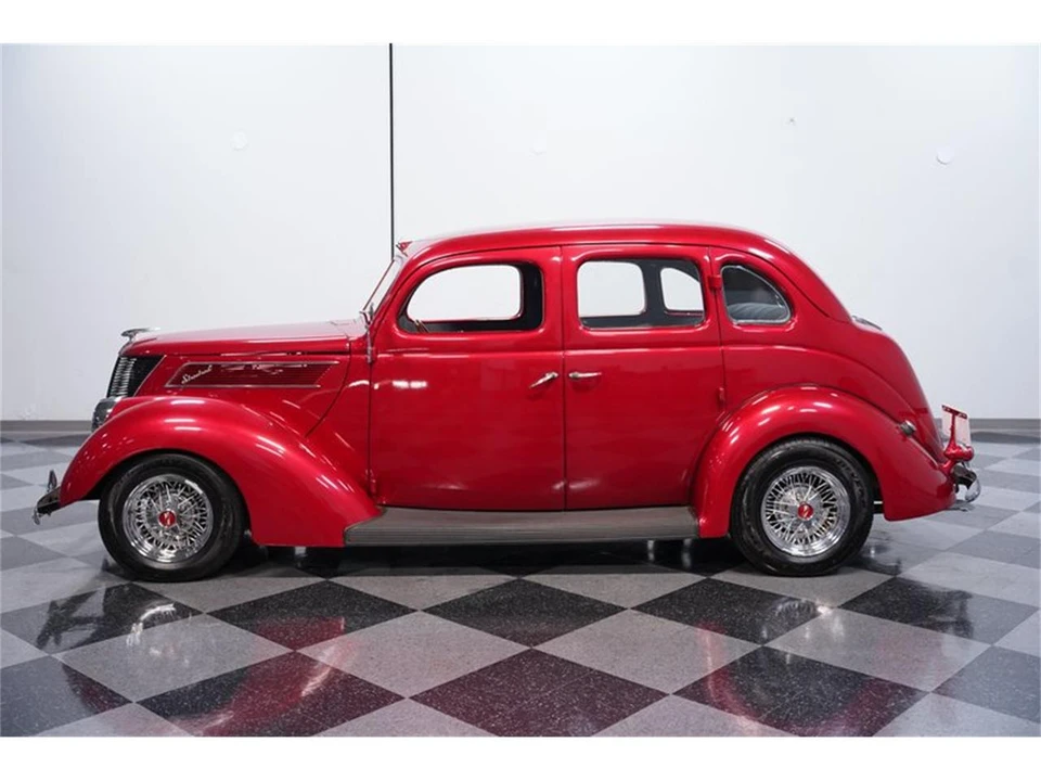 1937 Ford Standard & Deluxe & Super Deluxe - Image 2 of 31