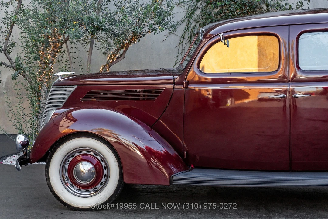 1937 Ford Standard & Deluxe & Super Deluxe - Image 13 of 31