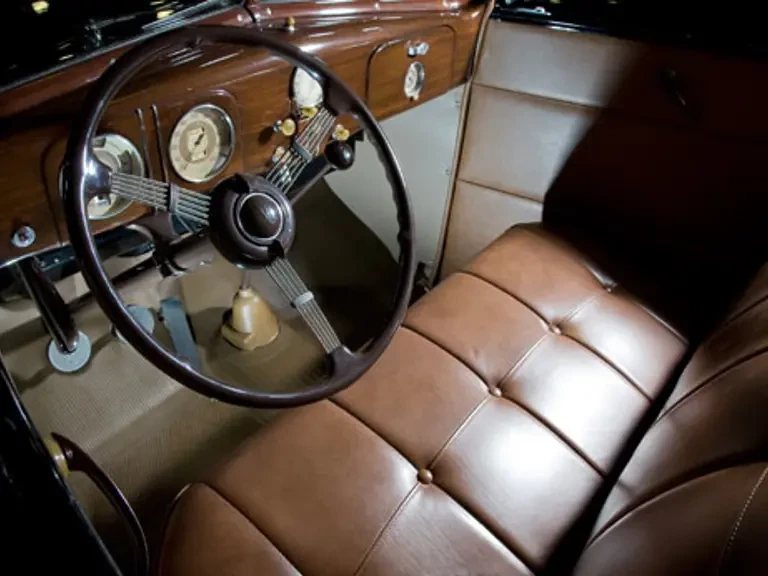 1937 Packard Eight - Image 5 of 10