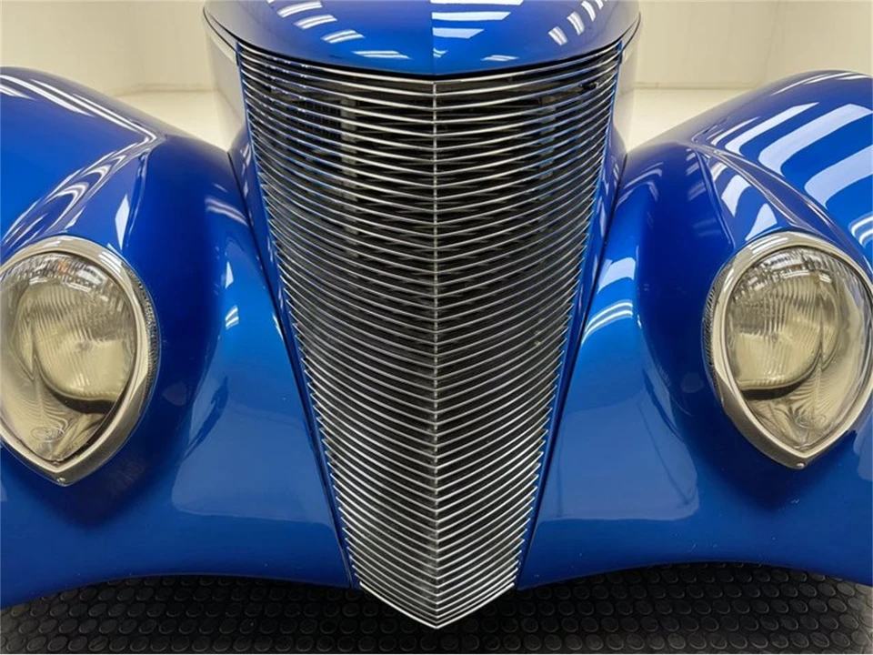 1937 Ford Standard & Deluxe & Super Deluxe - Image 9 of 31