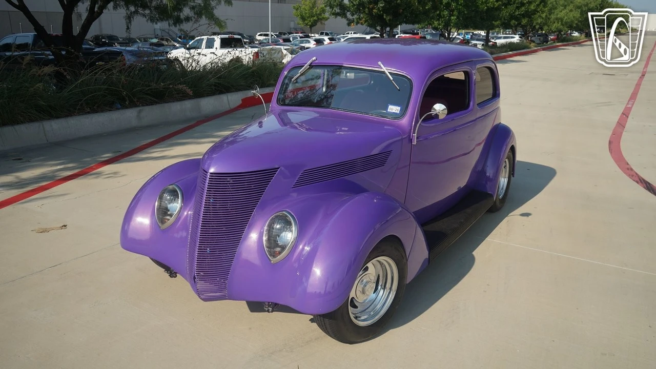 1937 Ford Standard & Deluxe & Super Deluxe - Image 3 of 21