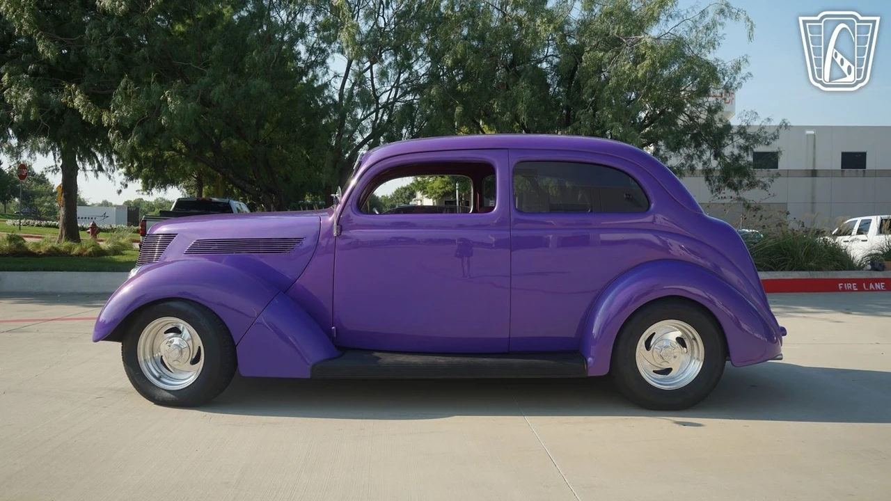 1937 Ford Standard & Deluxe & Super Deluxe - Image 8 of 21