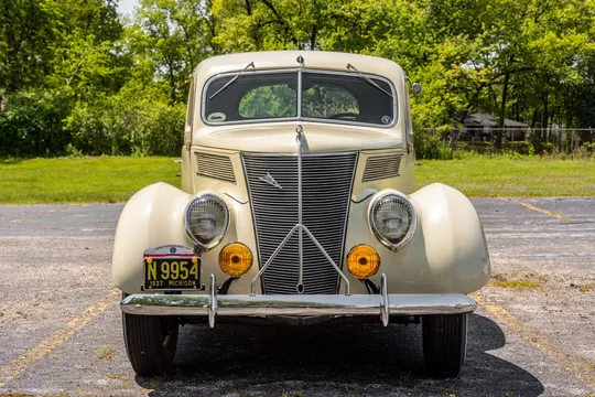 1937 Ford Standard & Deluxe & Super Deluxe - Image 3 of 31