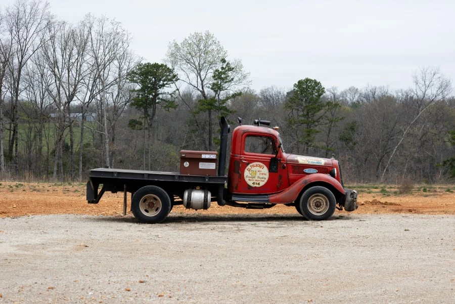 1937 Ford Pickup (1937-1939) - Image 2 of 31