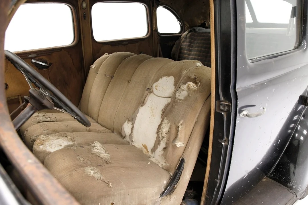 1937 Ford Standard & Deluxe & Super Deluxe - Image 31 of 31