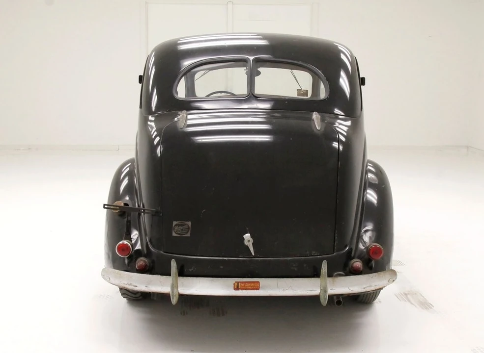 1937 Ford Standard & Deluxe & Super Deluxe - Image 4 of 31