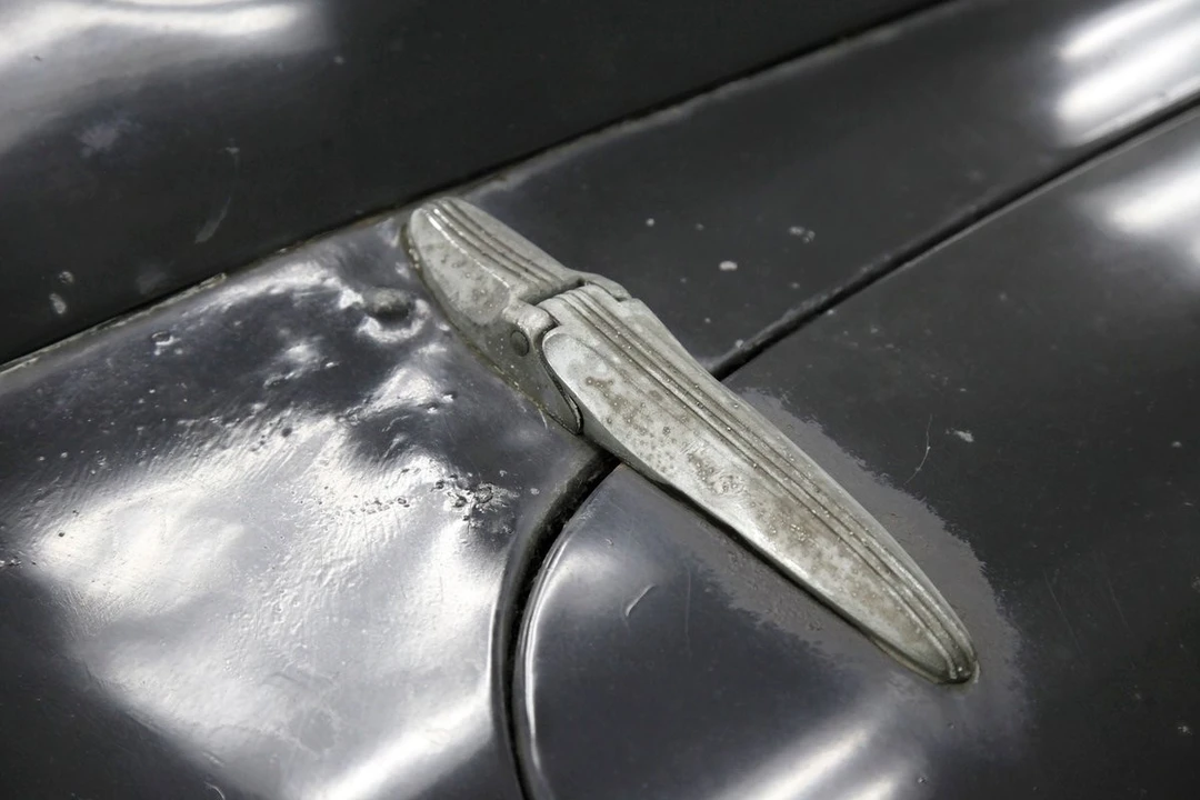 1937 Ford Standard & Deluxe & Super Deluxe - Image 16 of 31