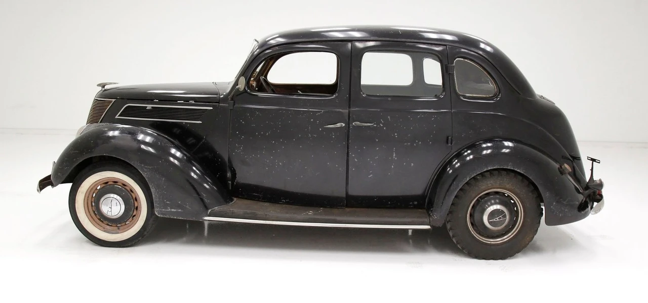 1937 Ford Standard & Deluxe & Super Deluxe - Image 2 of 31