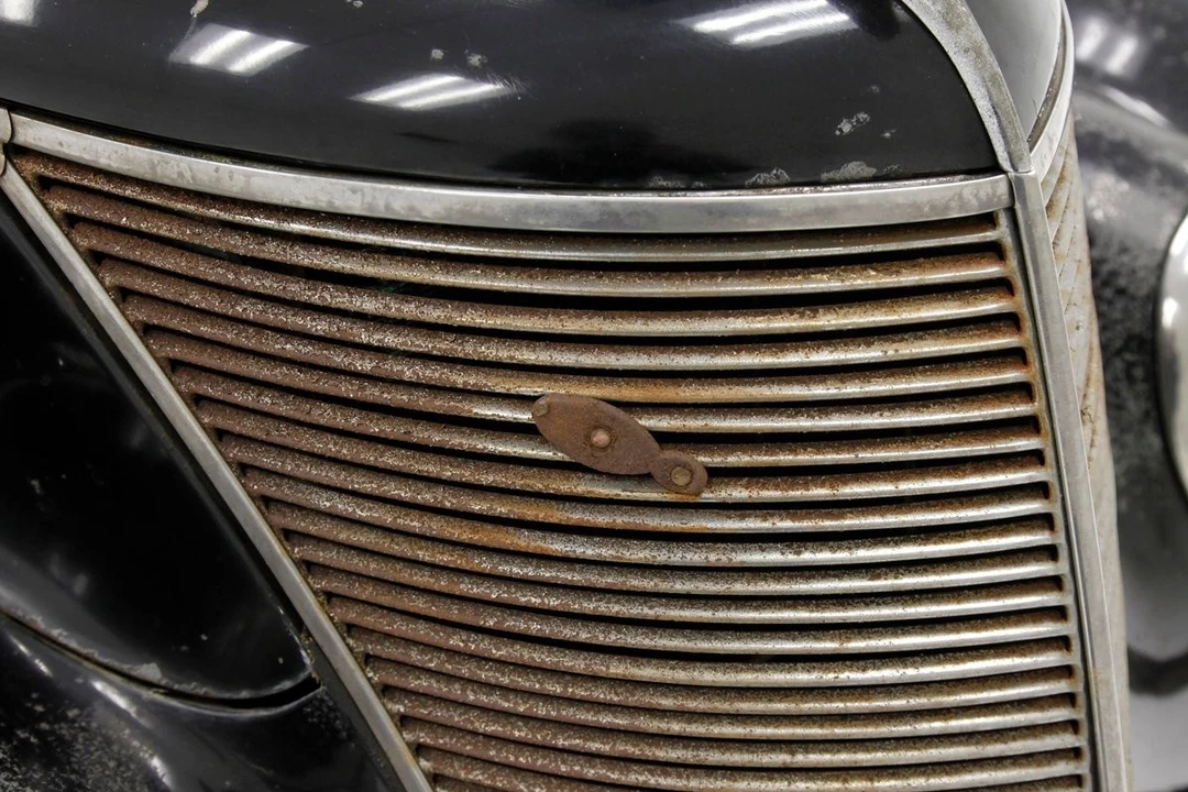 1937 Ford Standard & Deluxe & Super Deluxe - Image 14 of 31