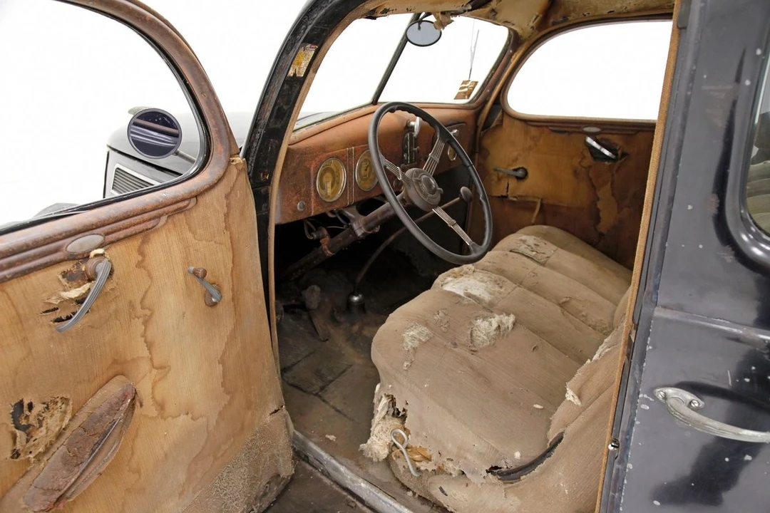 1937 Ford Standard & Deluxe & Super Deluxe - Image 30 of 31
