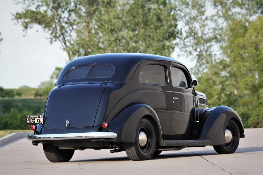 1937 Ford Hot Rod - Image 11 of 12