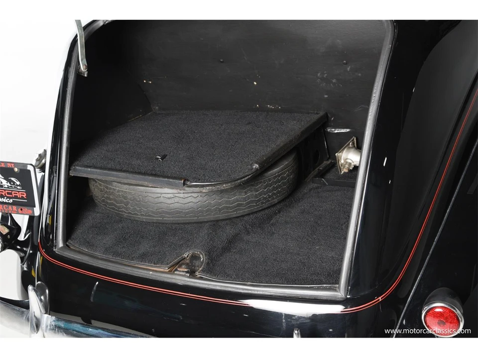 1937 Ford Standard & Deluxe & Super Deluxe - Image 24 of 31