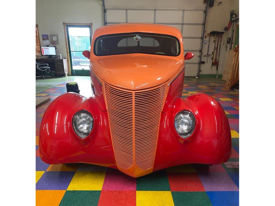 1937 Ford Standard & Deluxe & Super Deluxe - Image 5 of 16