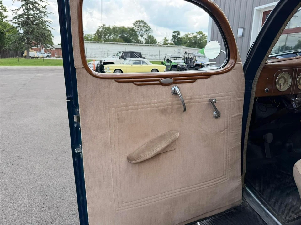 1937 Ford Standard & Deluxe & Super Deluxe - Image 28 of 31