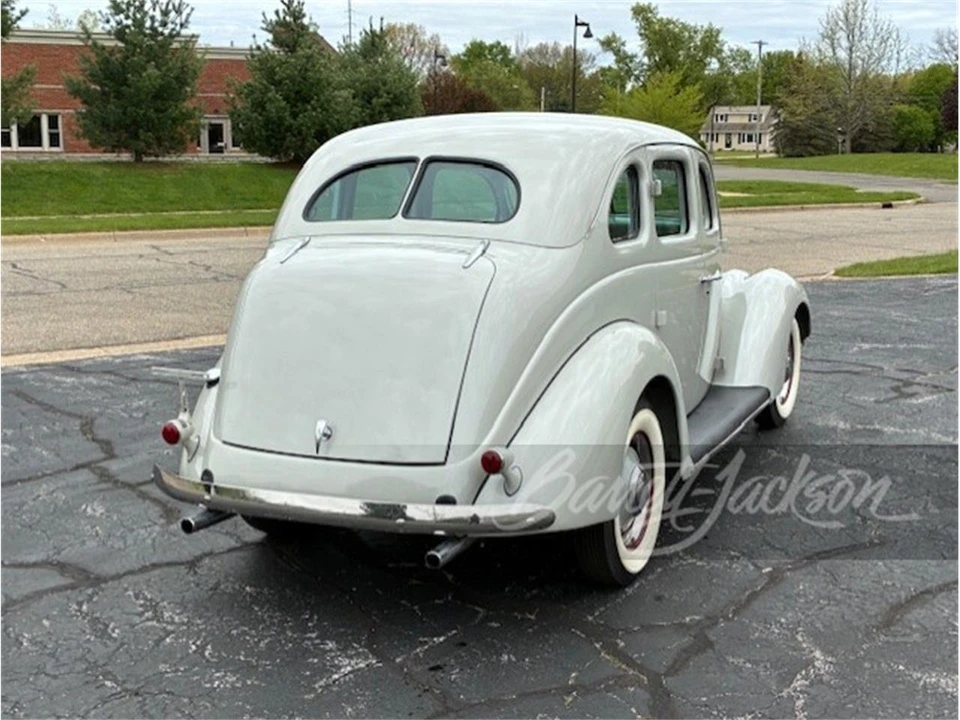 1937 Ford Standard & Deluxe & Super Deluxe - Image 3 of 5
