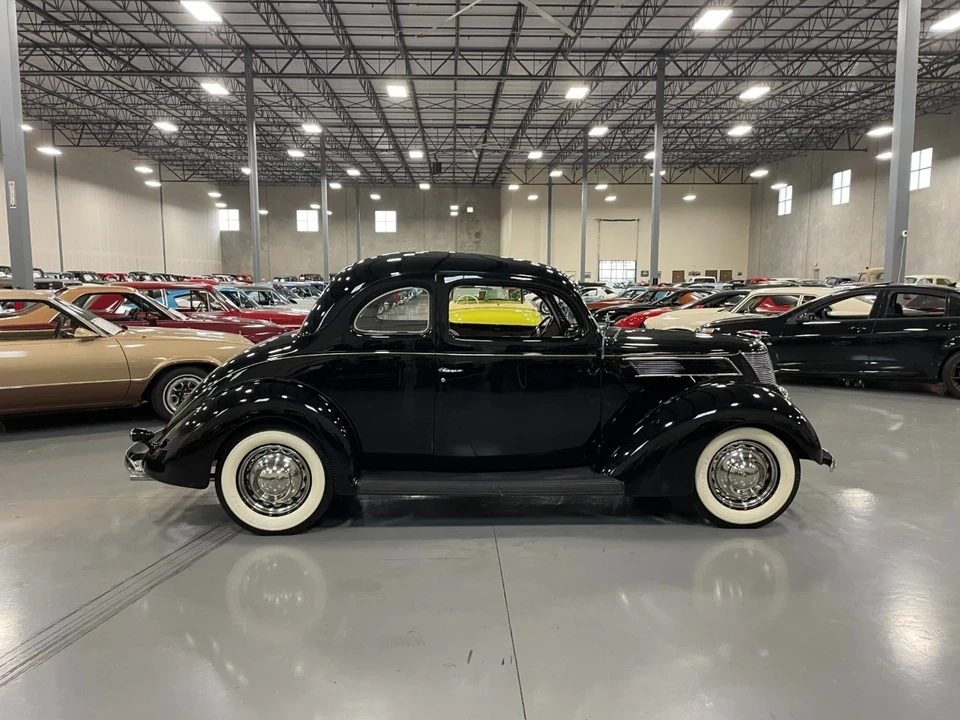 1937 Ford Model 48 & 68 - Image 7 of 21