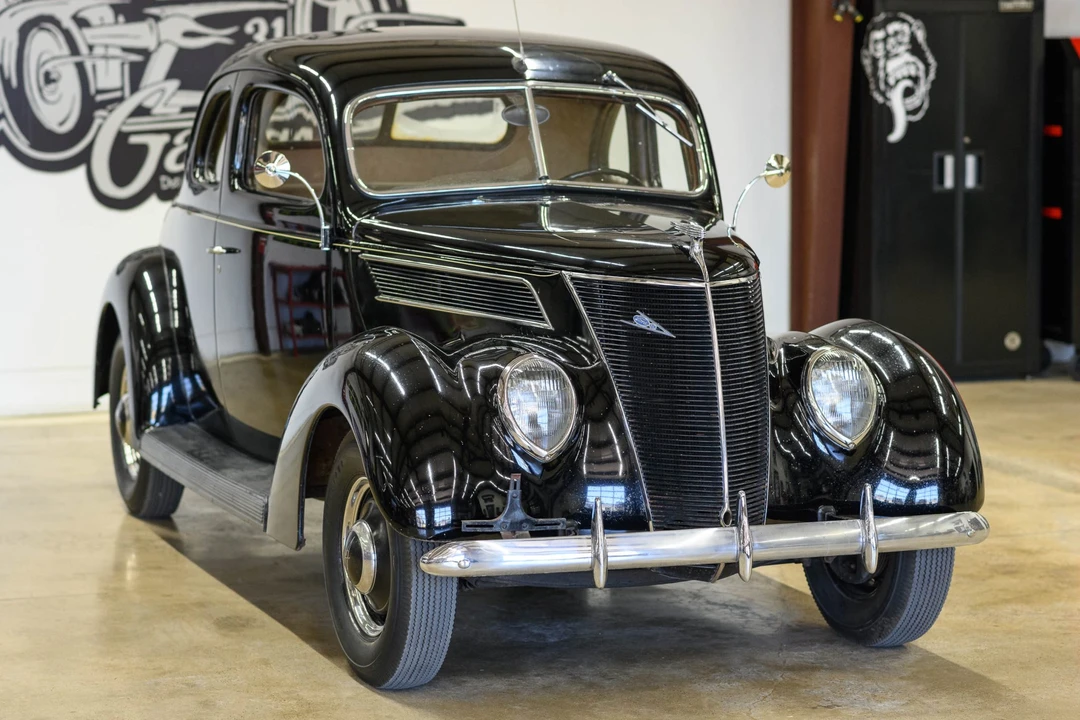 1937 Ford Standard & Deluxe & Super Deluxe - Image 11 of 31