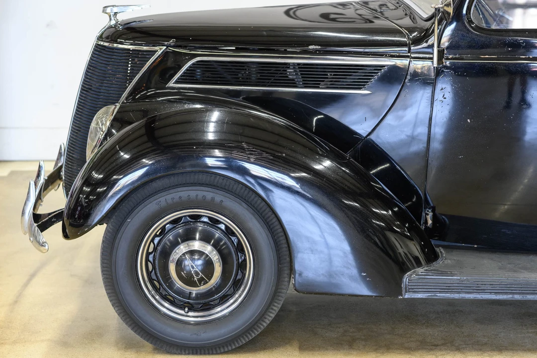 1937 Ford Standard & Deluxe & Super Deluxe - Image 20 of 31