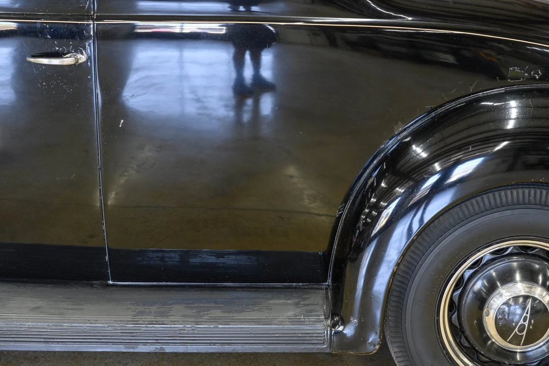 1937 Ford Standard & Deluxe & Super Deluxe - Image 24 of 31
