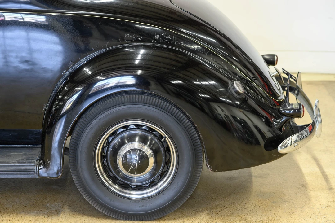 1937 Ford Standard & Deluxe & Super Deluxe - Image 25 of 31