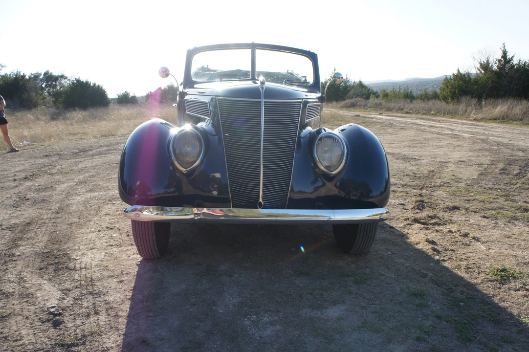 1937 Ford Standard & Deluxe & Super Deluxe - Image 21 of 31