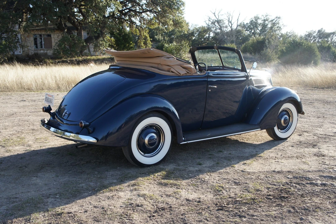 1937 Ford Standard & Deluxe & Super Deluxe - Image 17 of 31