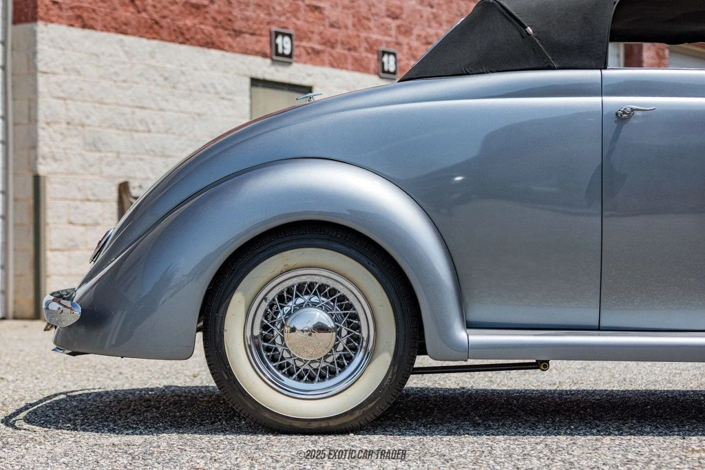 1937 Ford Model 48 & 68 - Image 10 of 12