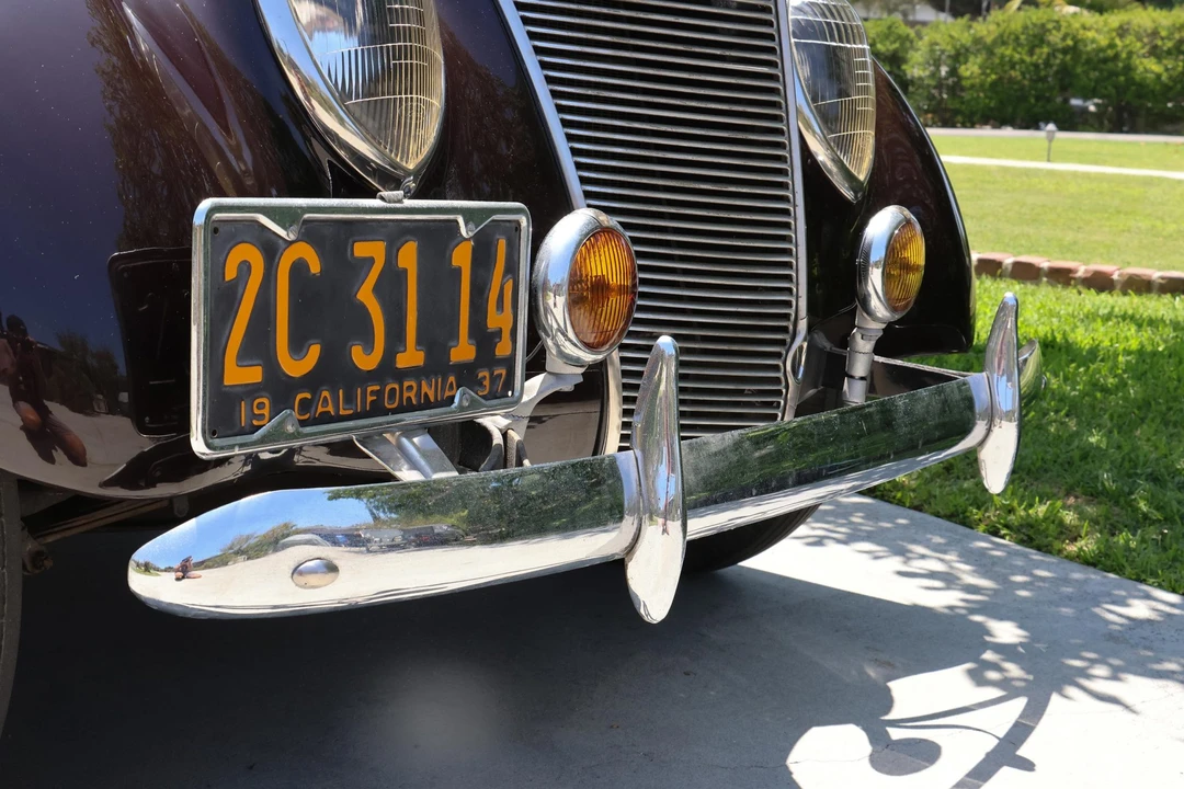 1937 Ford Standard & Deluxe & Super Deluxe - Image 18 of 31