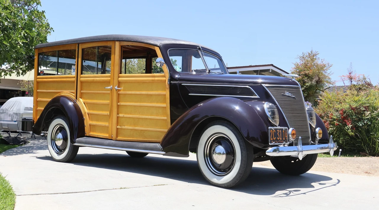 1937 Ford Standard & Deluxe & Super Deluxe - Image 7 of 31