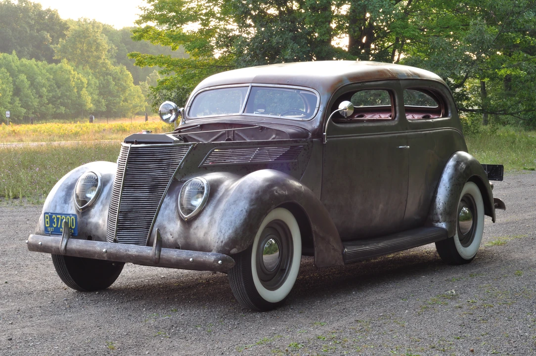 1937 Ford Standard & Deluxe & Super Deluxe - Image 14 of 31