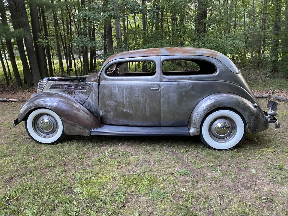 1937 Ford Standard & Deluxe & Super Deluxe - Image 22 of 31
