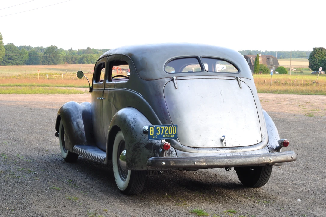 1937 Ford Standard & Deluxe & Super Deluxe - Image 27 of 31