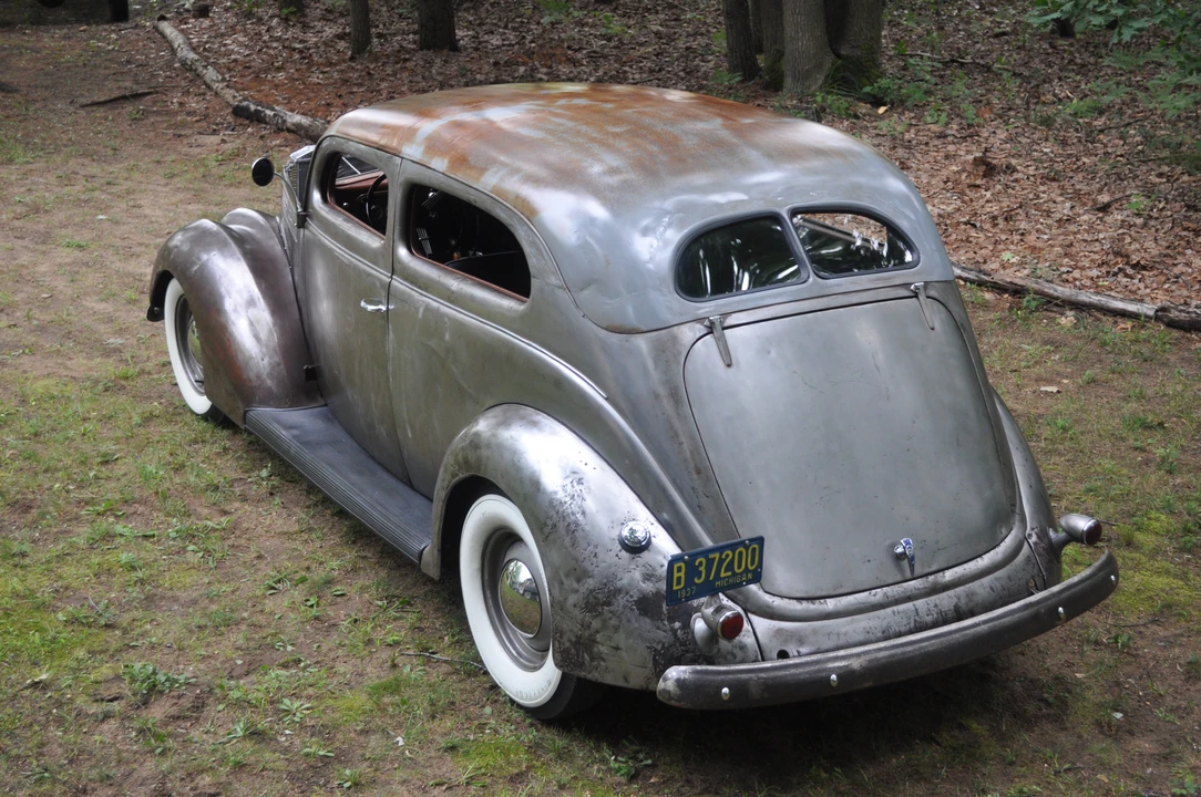 1937 Ford Standard & Deluxe & Super Deluxe - Image 28 of 31