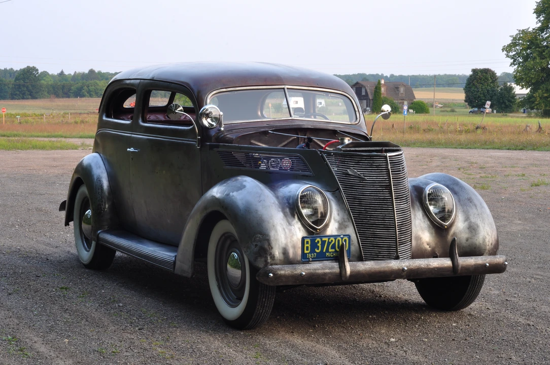 1937 Ford Standard & Deluxe & Super Deluxe - Image 5 of 31