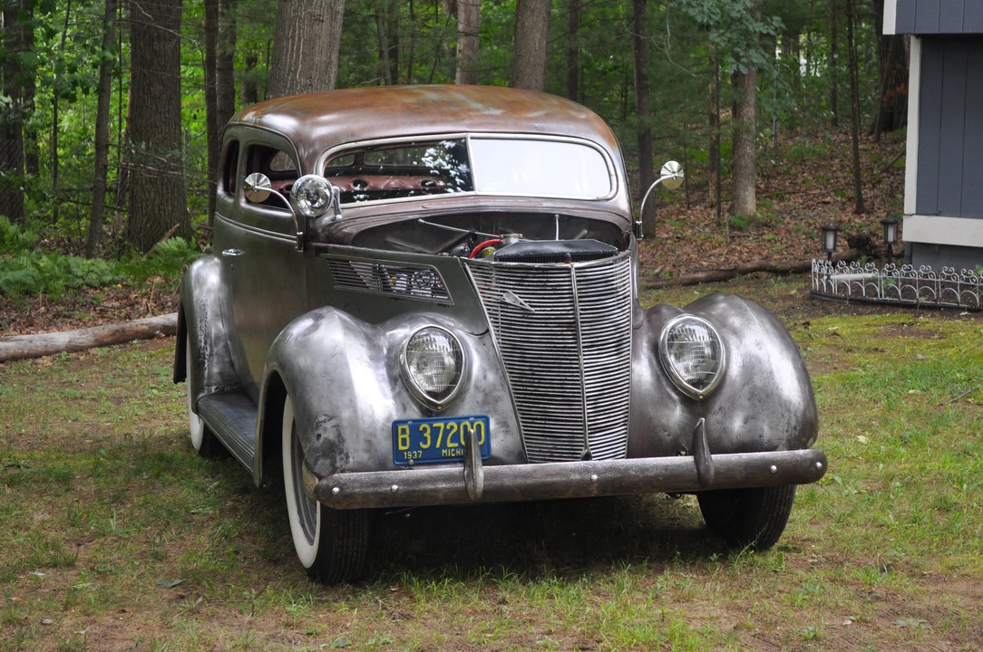 1937 Ford Standard & Deluxe & Super Deluxe - Image 6 of 31