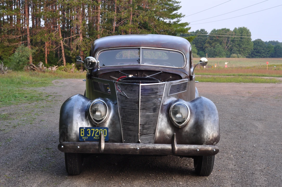 1937 Ford Standard & Deluxe & Super Deluxe - Image 8 of 31