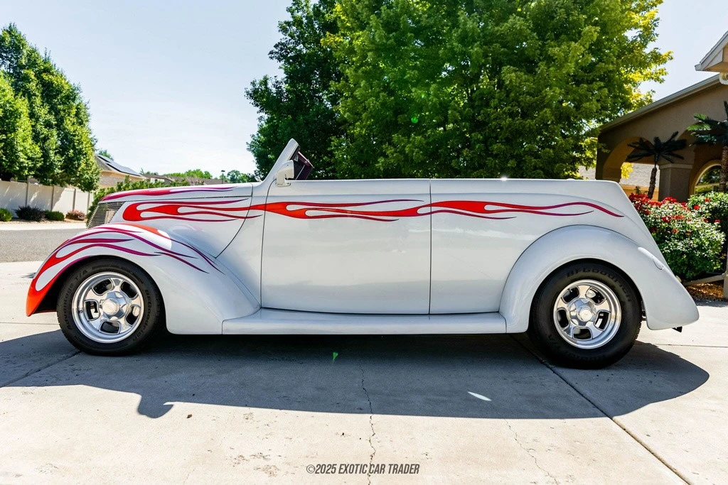 1937 Ford Hot Rod - Image 3 of 12